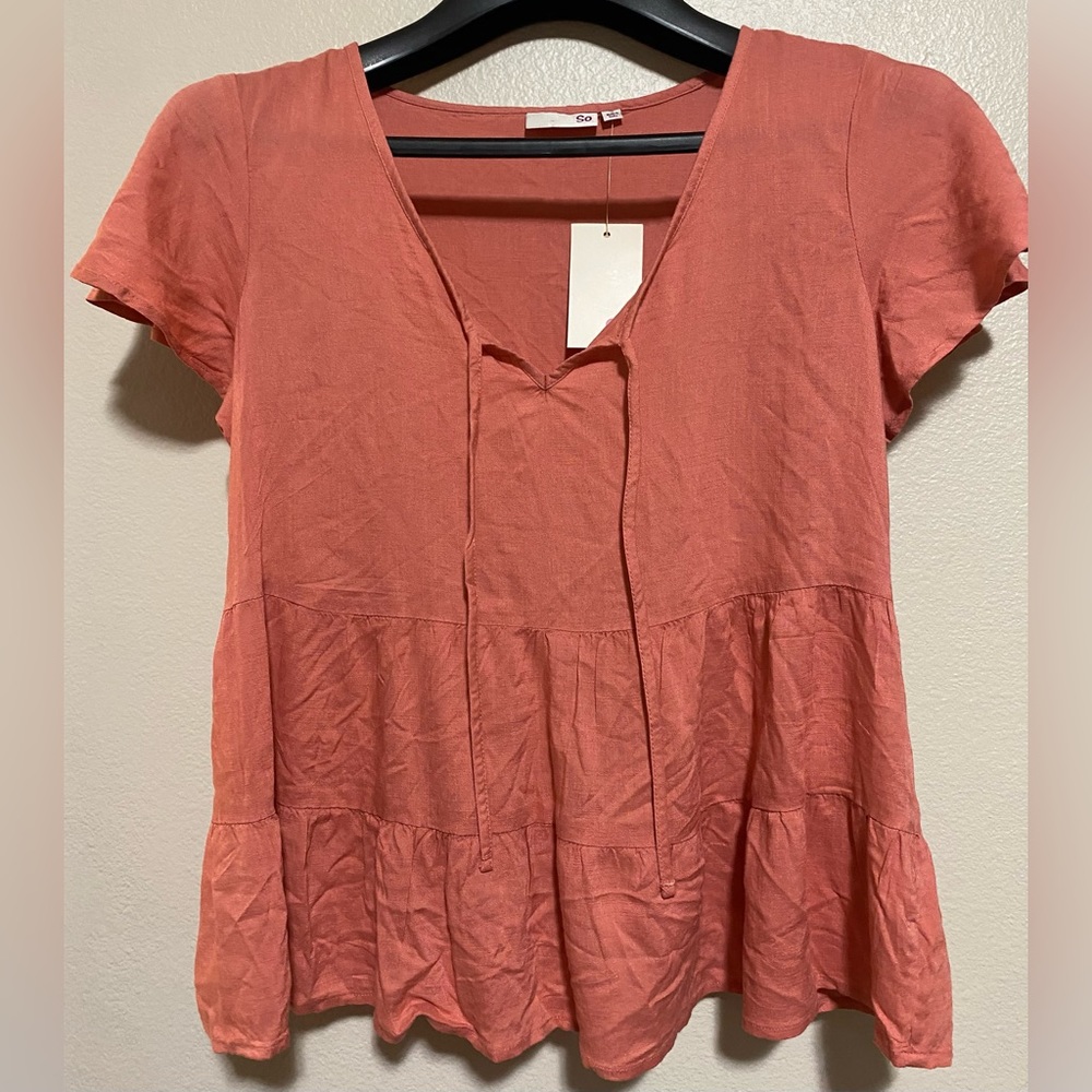 NWT-“So”Kohls peach/ pink Womens Short sleeve top/ size s